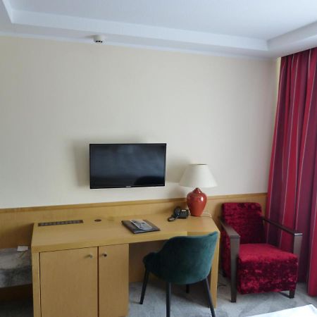 Hotel Roshop Barnstorf Bagian luar foto