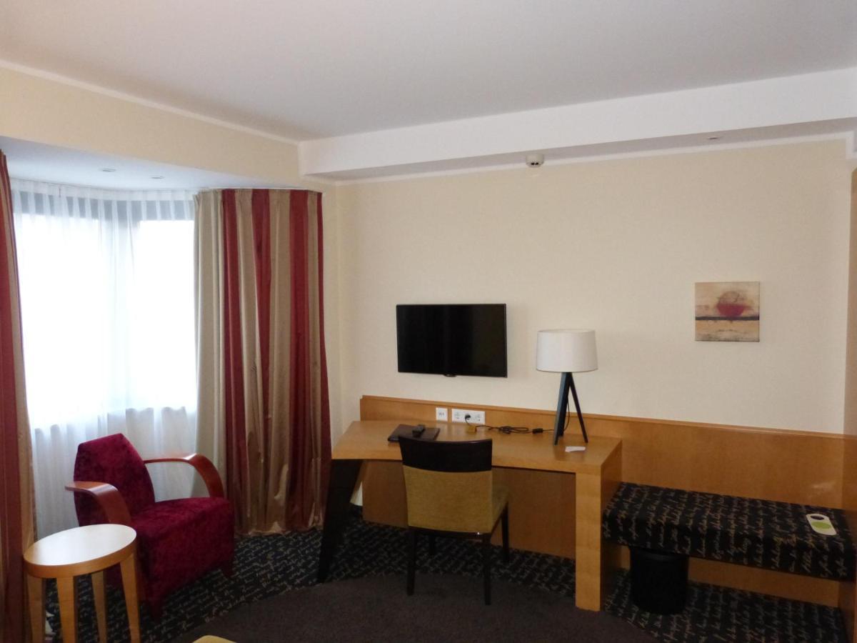 Hotel Roshop Barnstorf Bagian luar foto