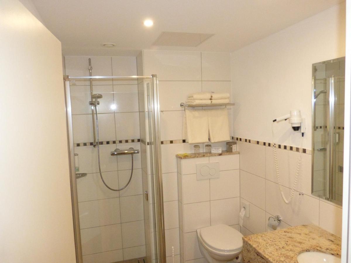 Hotel Roshop Barnstorf Bagian luar foto