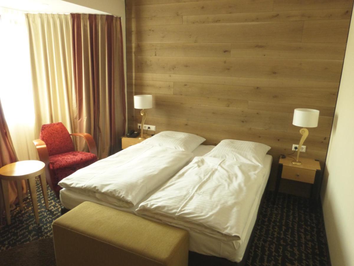 Hotel Roshop Barnstorf Bagian luar foto