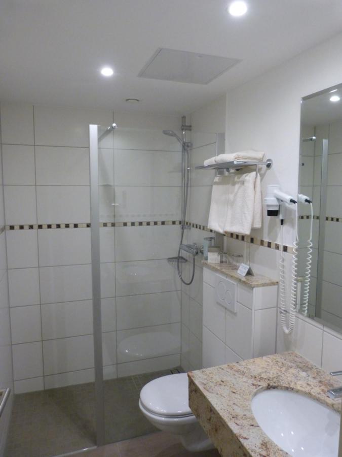 Hotel Roshop Barnstorf Bagian luar foto