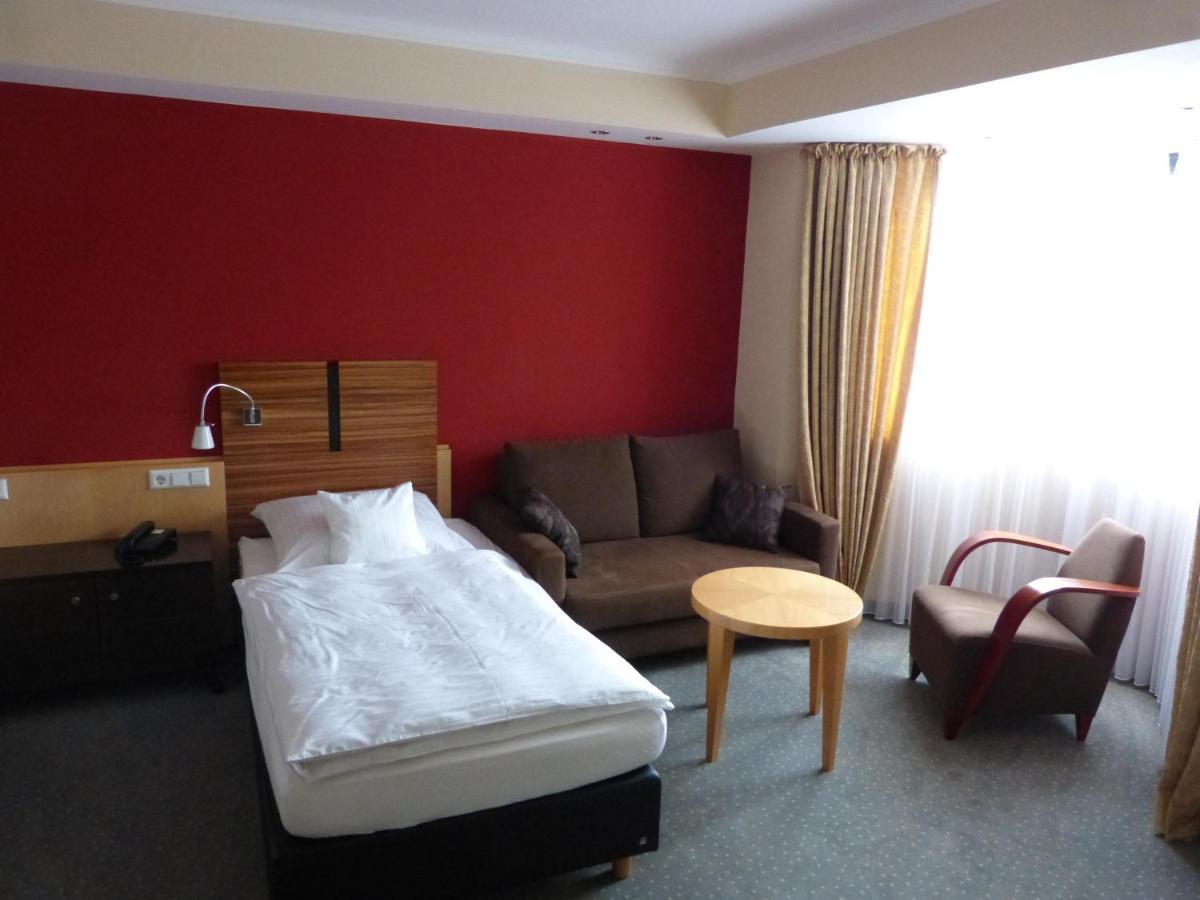 Hotel Roshop Barnstorf Bagian luar foto