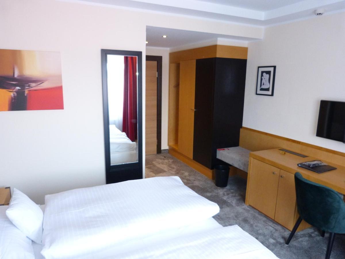 Hotel Roshop Barnstorf Bagian luar foto